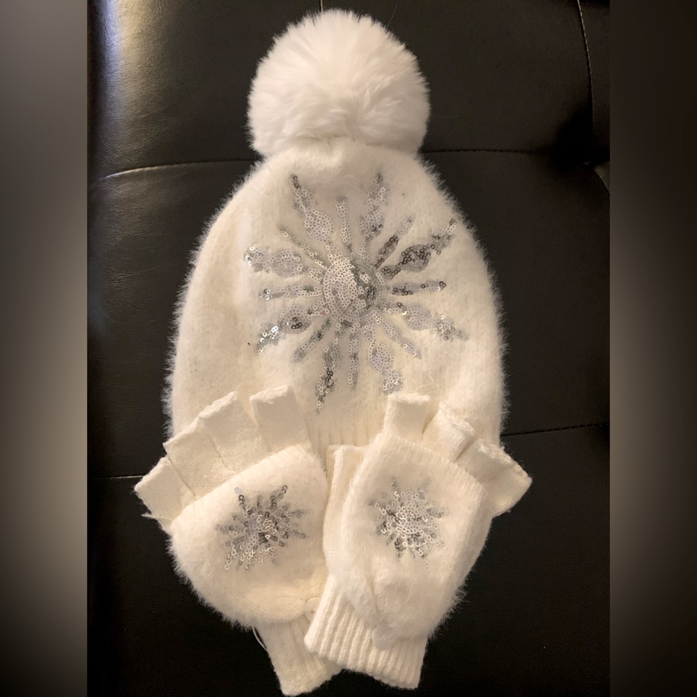 Hat and Gloves